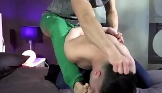 sexy trainer fucks twink