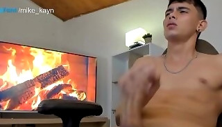 Mike Chaturbate 19092023