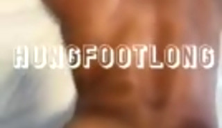 HungFootLong vs. Moneyy Matt