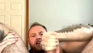 Str8 Big Guy Loves His Big Hairy and Sweaty Ass