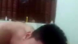 Vietnamese guy giving blowjob to his boss - Nam nhân viên văn phòng bú cu sếp sau giờ làm