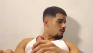 Mauro Andres jerks off