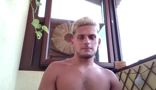 Roberto