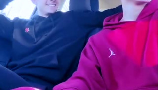 How to spend time between buddies in a car