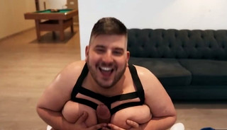 Juicy Roomie