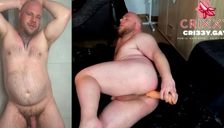Cri33Y is fucking himself so hard with the dildo that the sperm is spraying everywhere.