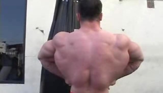 Moe El-Moussawi Sexy Posing