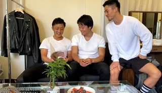 Caught friend looking at porn ! Japanese boys compare cock and fuck!