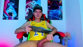 Moises 9 Inches Dong