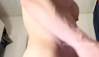 Chinese muscular man self cumshot