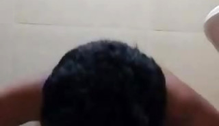Shithin do it on the floor