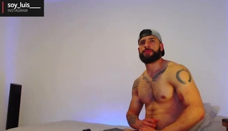 Sexy Muscular Hung Tattooed Latino Stud Jerking-off on Cam