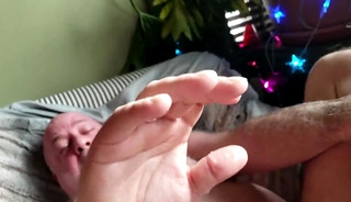 DOUBLE CUM - Bear jerks off for you twice!!