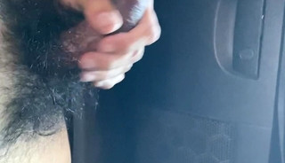 Uncut straight gets head