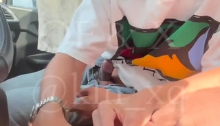 Young asian thai sucking friend in car