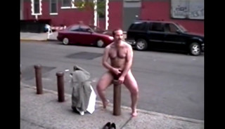 DIRTY ASS OUTSIDE NEW YORK SUBWWAY
