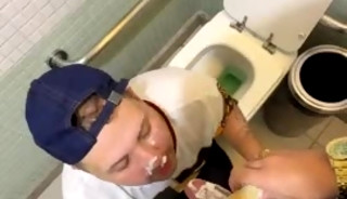 Vitão Grandão Fucking Fat Bitch In Public