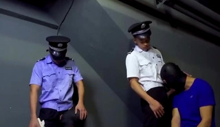 免费同志视频https://106996.com正经野人 打屁股
