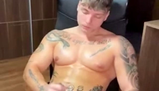 Hunk oil his body jerks off and cum