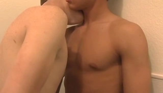 Blair Mason thrusts his schlong Nevin Scotts mouth