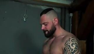 Bareback meat in the bathroom Part 1 xhePxvJ