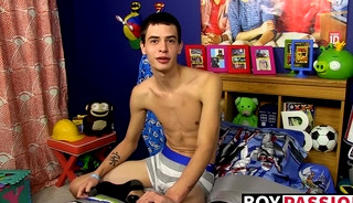Hairy young Danny Tatum jerks off in his bedroom solo