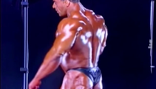 Nasser El-sonbaty Sexy Posing and Lifting Weights Backstage @ 1999 Mr. Olympia