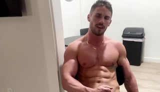 Hotel sex of Leo and Max