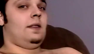 Chubby amateur gets expert help from mature gay mouth
