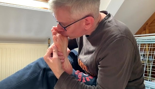 Just a foot licking video/I hope you'll like