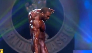 Cedric McMillan Sexy Posing @ 2018 Arnold Classic